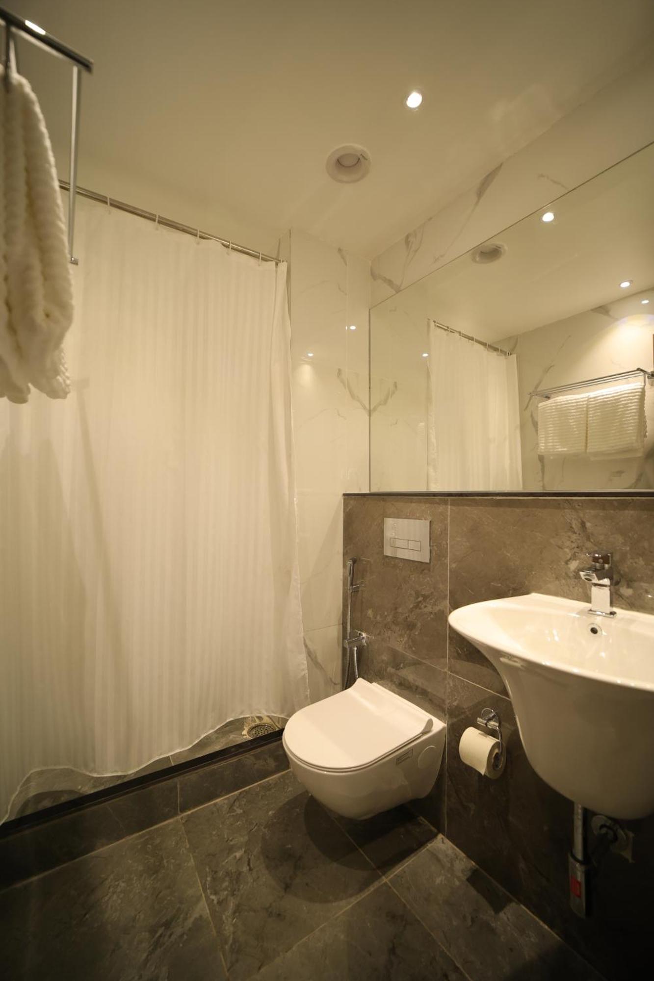 Hotel Marigold Бхубанешвара Номер фото